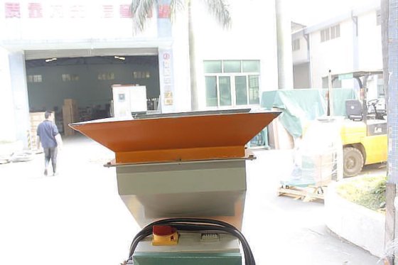 低速塑料造粒机塑料破碎机塑料回收机制造商