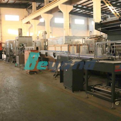 全自动矿泉水清洗灌装旋盖包装机