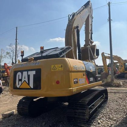 2022 CAT 320D2