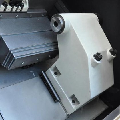 miUmac KDCL-30 数控斜床身车床