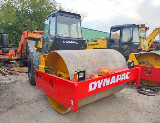 2015 dynapac CA25D