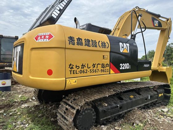 2018 CAT 320D2