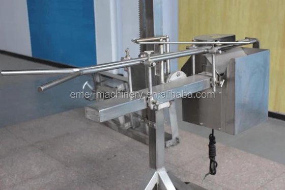 用于屠宰场肉类加工的全自动切头机家禽屠宰设备