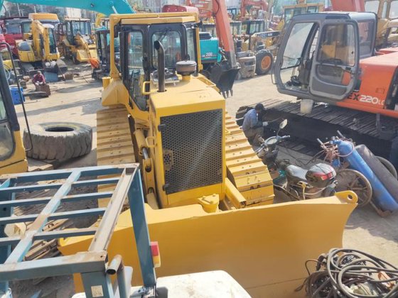 二手 Cat D6m 履带式推土机