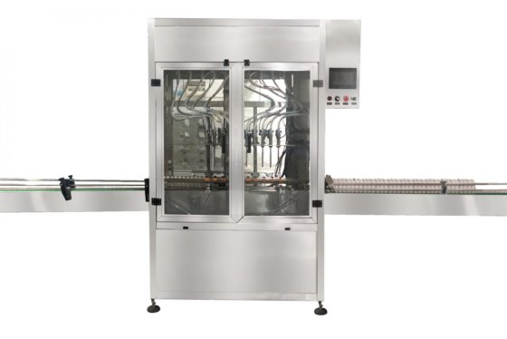 Automatic filling machine for liquid