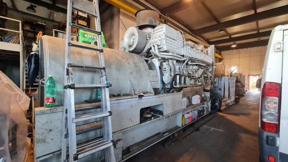 1995 DEUTZ-AVK BA 12M 528