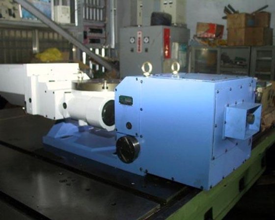 日本津田駒工業 TSUDAKOMA TTNC301 CNC電腦分度盤