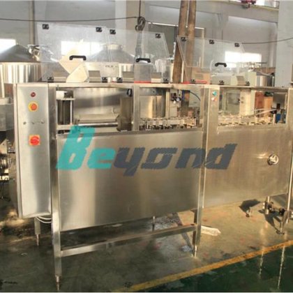 用于高质量塑料瓶分拣的全自动理瓶机