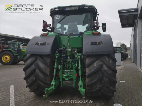 2023 John Deere 8R 340