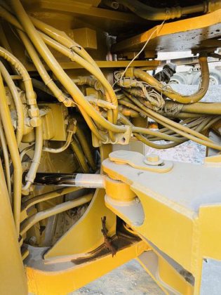 Used caterpillar wheel loader 938F