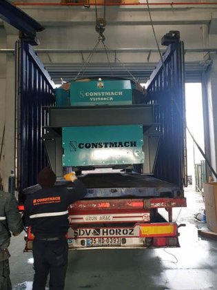 垂直シャフトインパクトクラッシャー