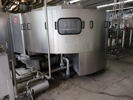 洗浄・充填・封止機