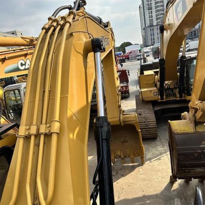 2023 CATERPILLAR 330D