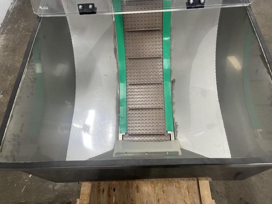 Automatic Cap Elevator