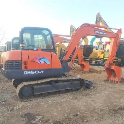 Doosan DH60-7