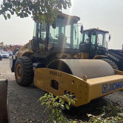 2019 XCMG XS263J