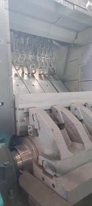 二次衝撃破砕機