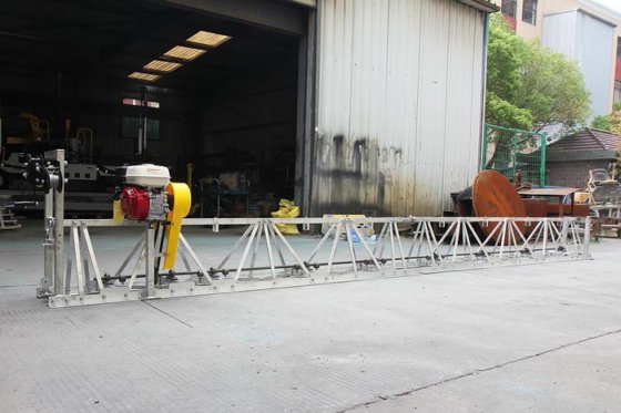 性能良好的框架式振动混凝土熨平板桁架式熨平板整平机