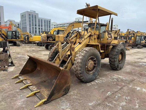 2019 CATERPILLAR 910