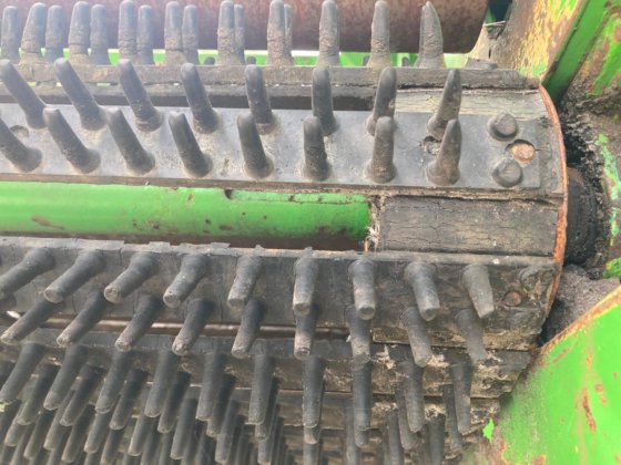 AVRワゴンハーベスター