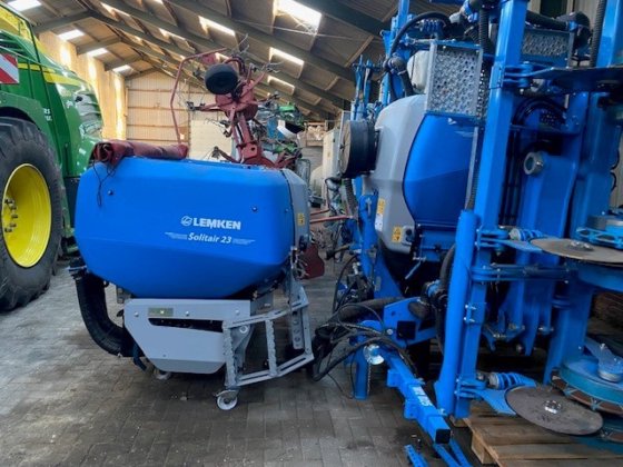 2021 レムケン アズリット 9 +