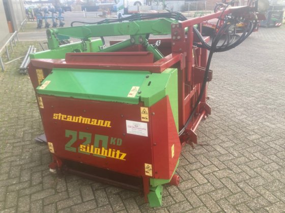 シュトラウトマン シロブリッツ 220 KD