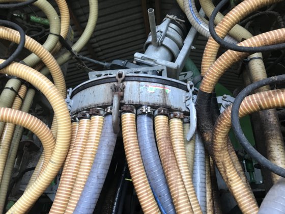 2018年 ヨスキン・ソロディスク 6880