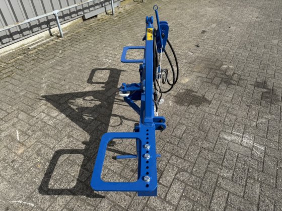 2025 油圧式リール伸縮ジャッキ