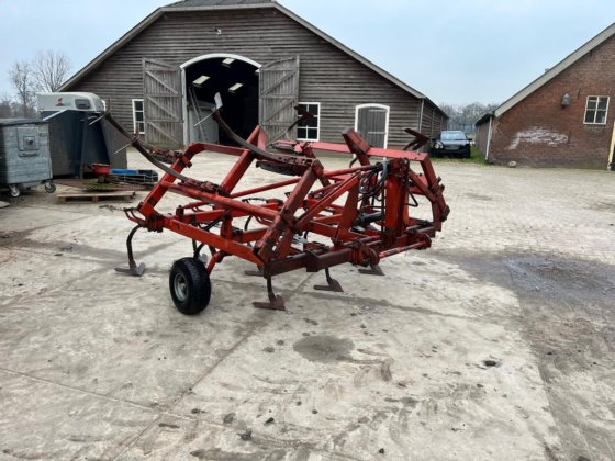 克维内兰耕耘机