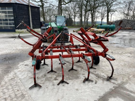 克维内兰耕耘机