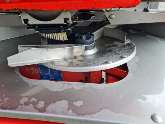 2001 ラウホ・アクセラ MW 1101