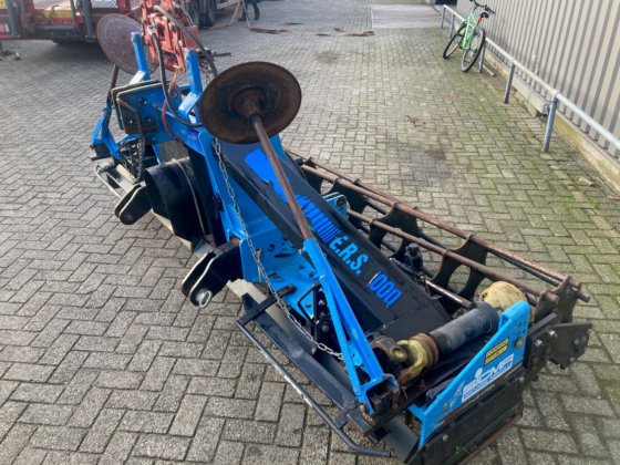 2001 シクマ・ロトルコペッグ