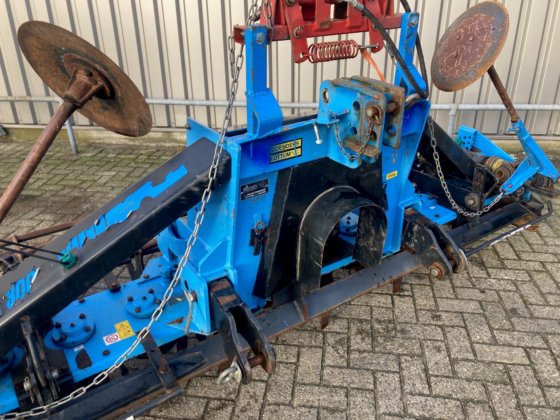 2001 シクマ・ロトルコペッグ