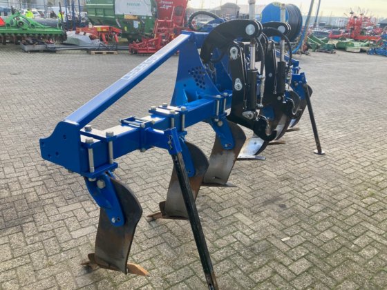 VSS トレンチャー 4.0 m