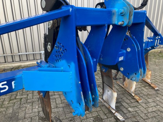 VSS トレンチャー 4.0 m