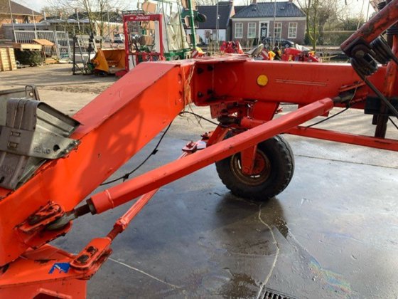 2005 クーン GA 8521 レーキ