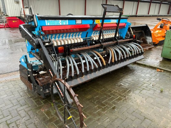 種まき機付きシクマ・コペグ