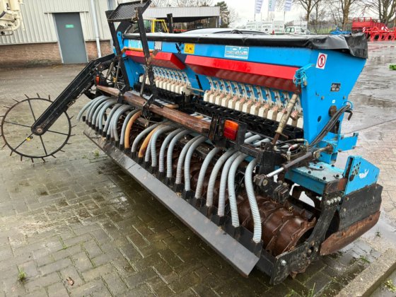 種まき機付きシクマ・コペグ