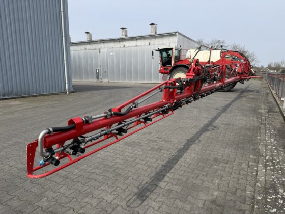 2010 アグリファック フィールドスプレーヤー 33 mt