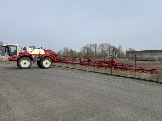 2010 アグリファック フィールドスプレーヤー 33 mt