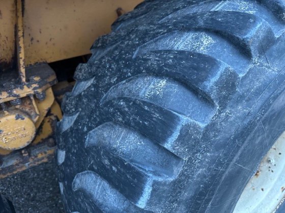 2002 ベコ・ギガント240グラウンド・ダンパ