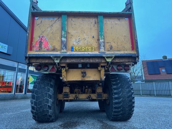 2002 ベコ・ギガント240グラウンド・ダンパ