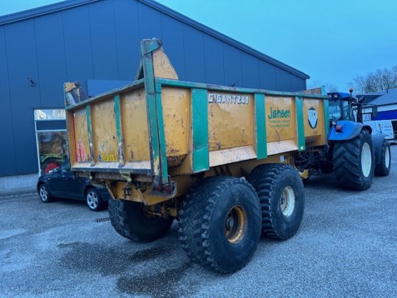 2002 ベコ・ギガント240グラウンド・ダンパ