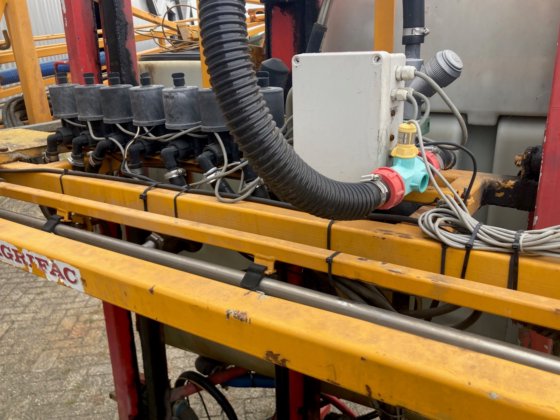 2000 アグリファック 721 EH 運搬式噴霧器