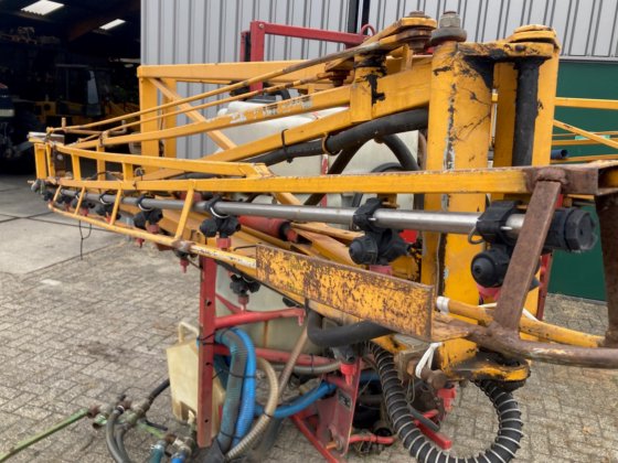 2000 アグリファック 721 EH 運搬式噴霧器