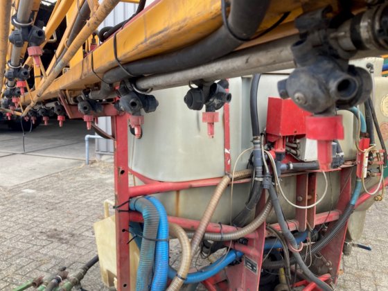 2000 アグリファック 721 EH 運搬式噴霧器