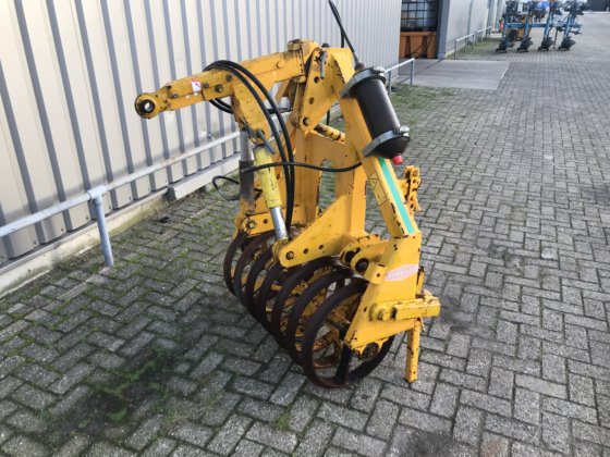 ランプスタッド・フロントパッカー