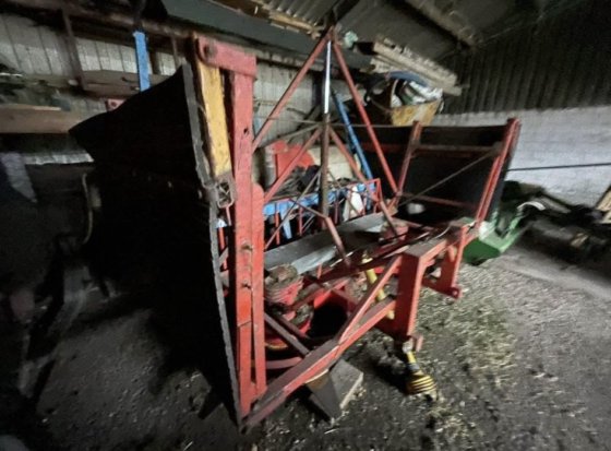 二手青贮饲料撒布机