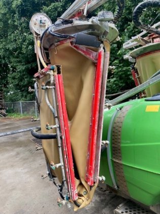 2020年 ムンクホフ 3列スプレー