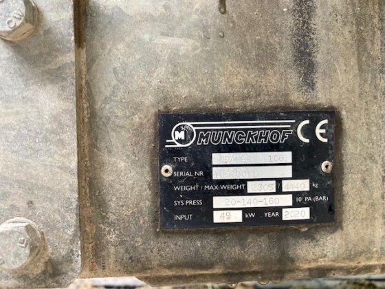 2020年 ムンクホフ 3列スプレー